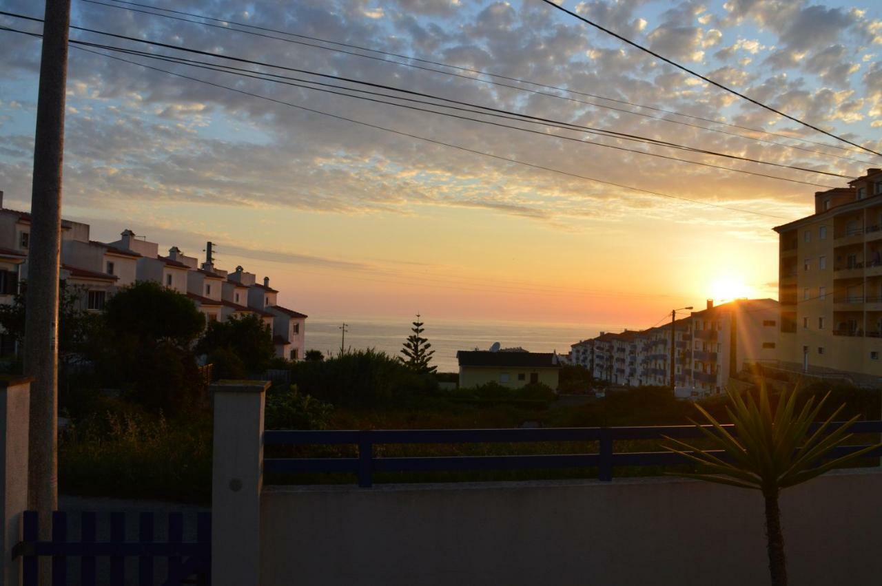 Ericeira Chill Hill Hostel & Private Rooms - Sea Food Exteriér fotografie